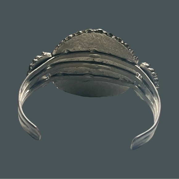 Native American Sterling Silver Hand Made Turquoise Cluster Cuff Bracelet - Picture 4 of 9